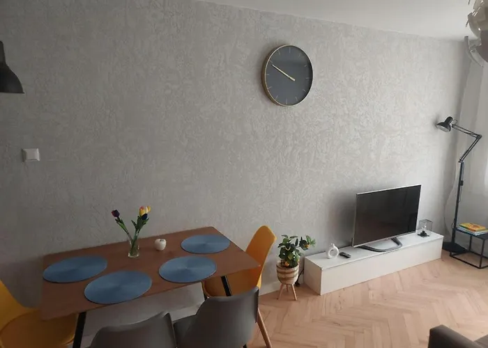 아파트 Old Town Charm